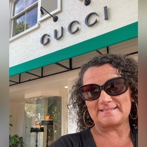 Meet your Posher, Lesa